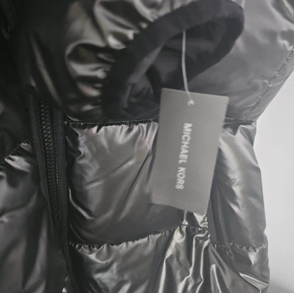 New MICHAEL KORS Size XL Gunmetal Gray Hooded Men's Puffer Jacket MSRP $225